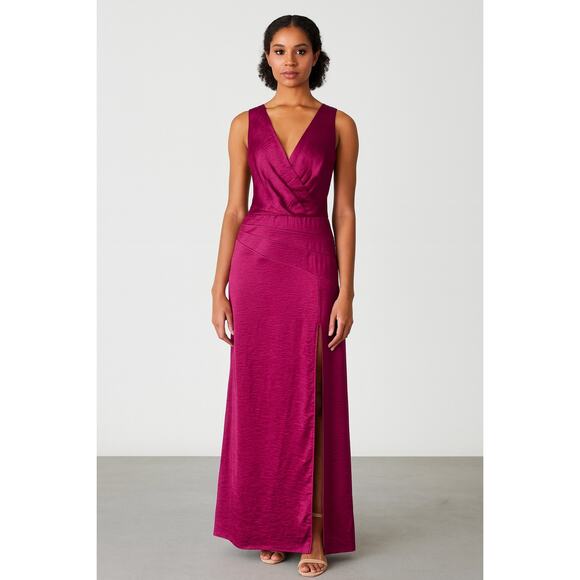 Adelyn Rae Tasha Gown Dress Deep Fuchsia NWT - Picture 1 of 10